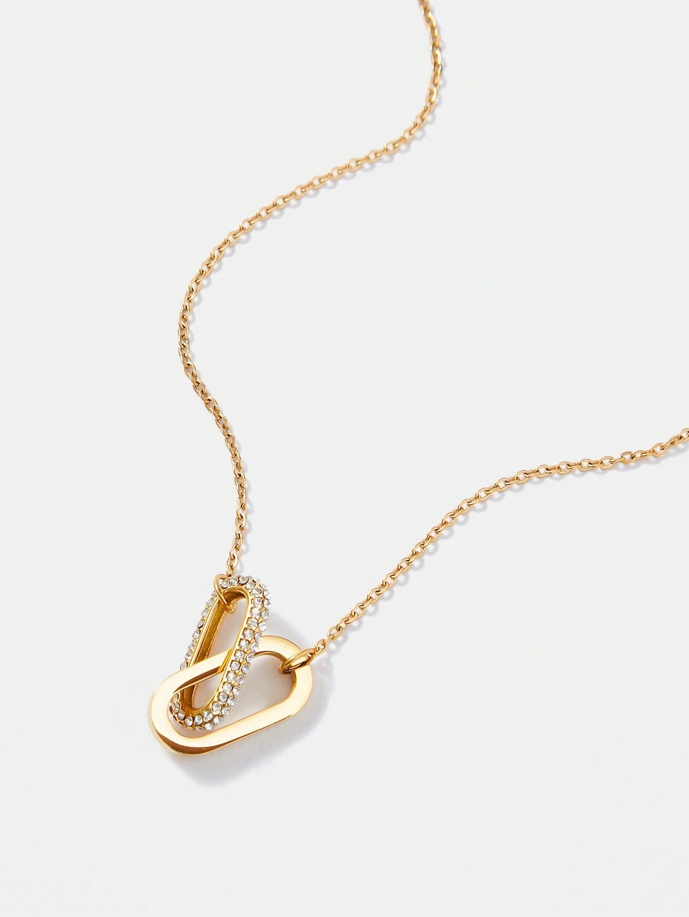 Crystal Interlocking Circle Necklace - Infinite Elegance