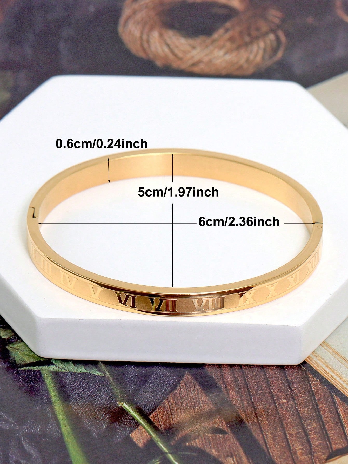 Golden Flora™ – Luxury 3-Piece Gold-Plated Bangle Set