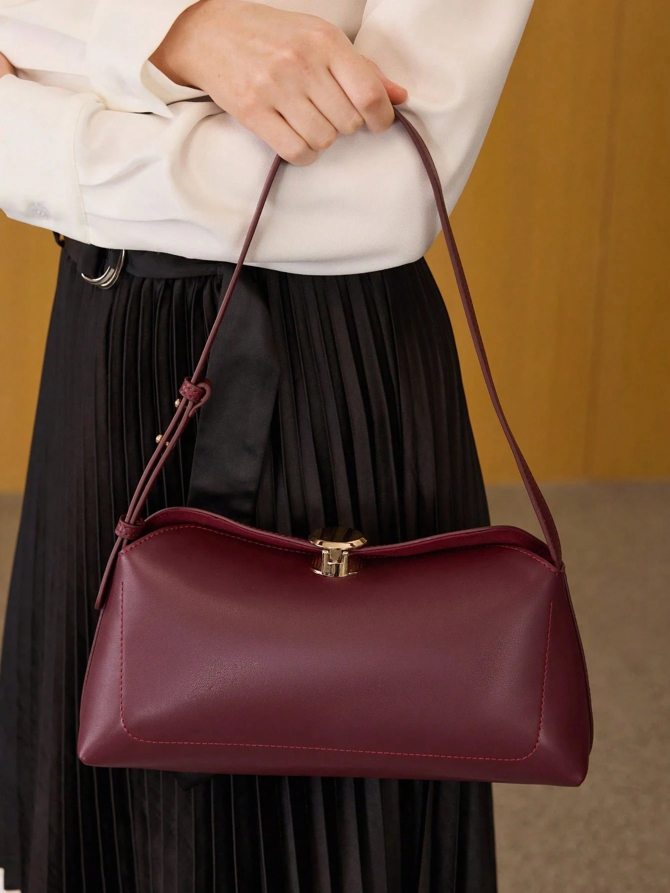 Structured Leather Baguette Bag