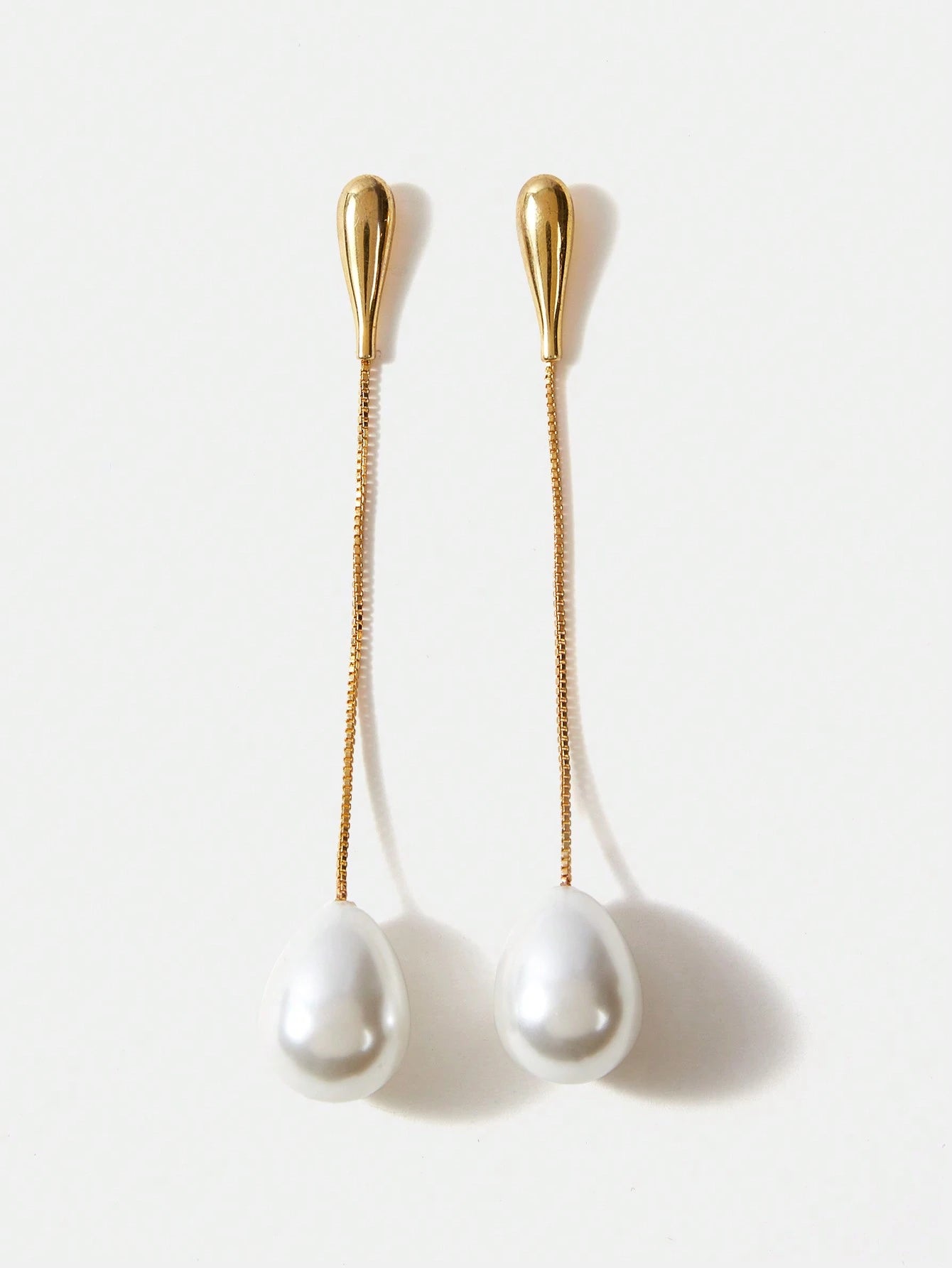 Sculpted Pearl Drop Earrings