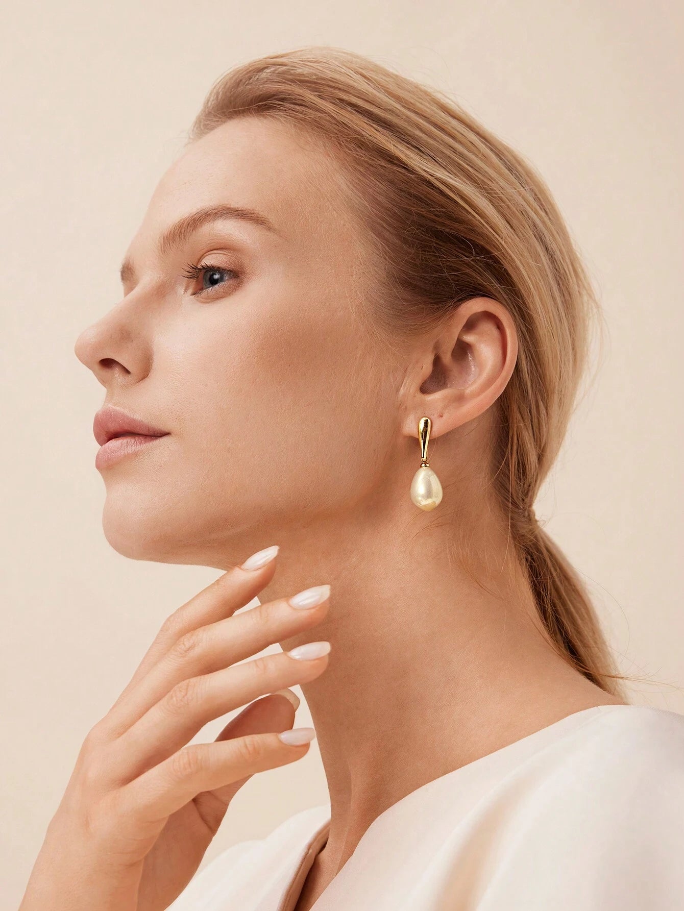 Elegant Pearl Drop Earrings