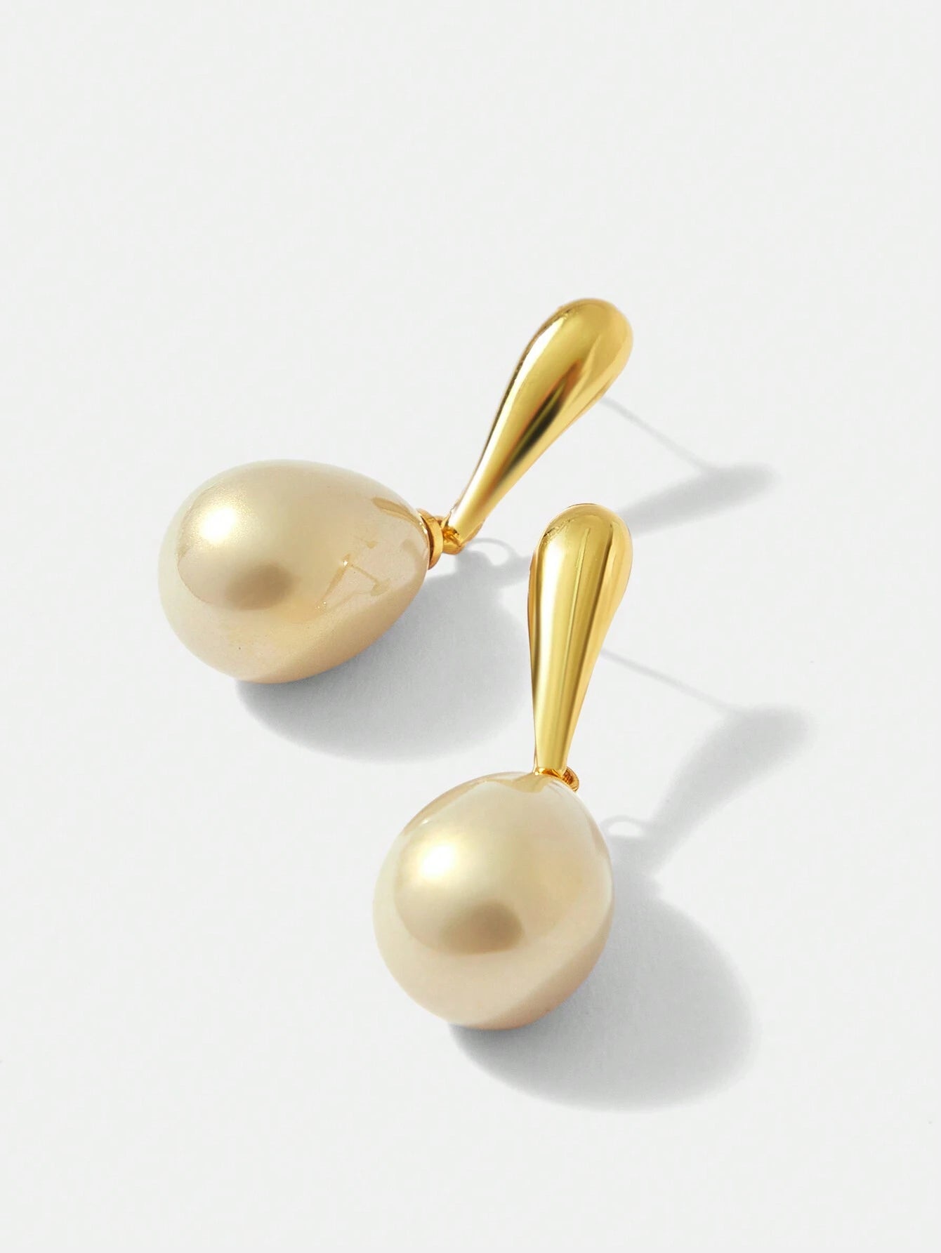 Elegant Pearl Drop Earrings