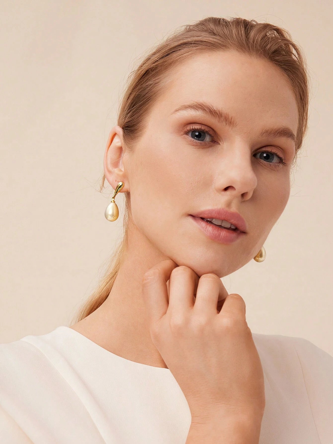 Elegant Pearl Drop Earrings