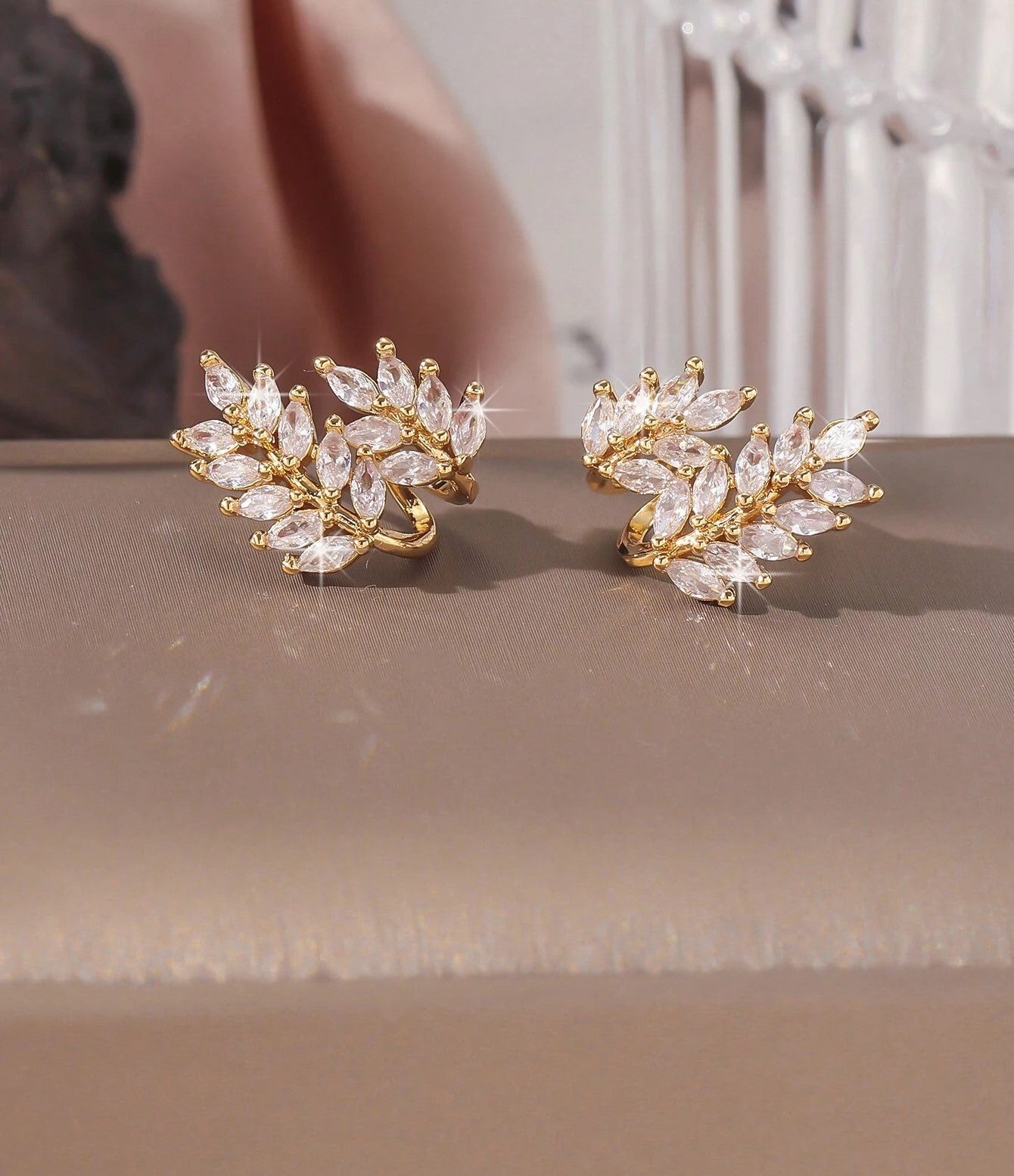 Sparkling Cubic Zirconia Wheat Ear Stud Earrings