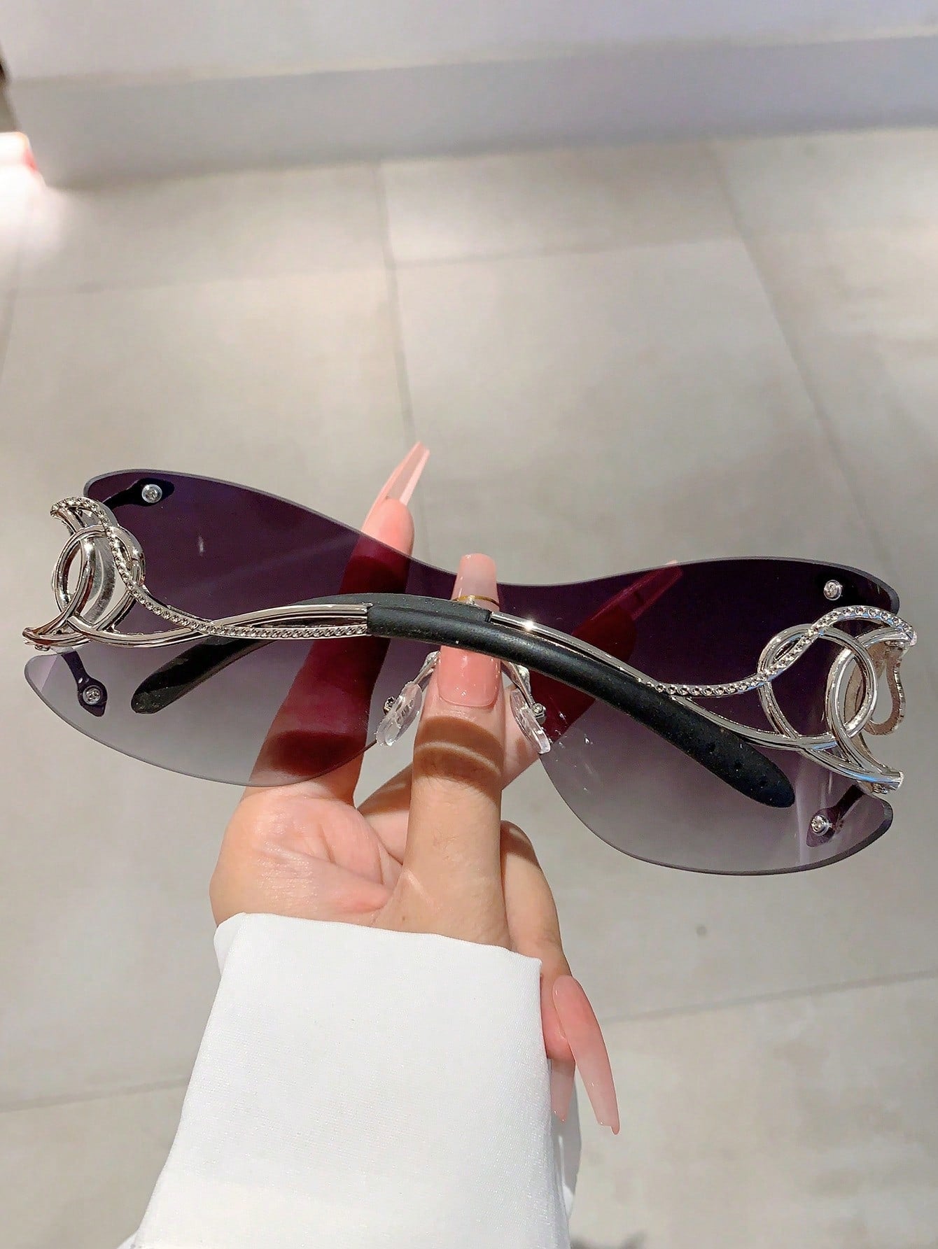Serpentina Noire Shield Sunglasses