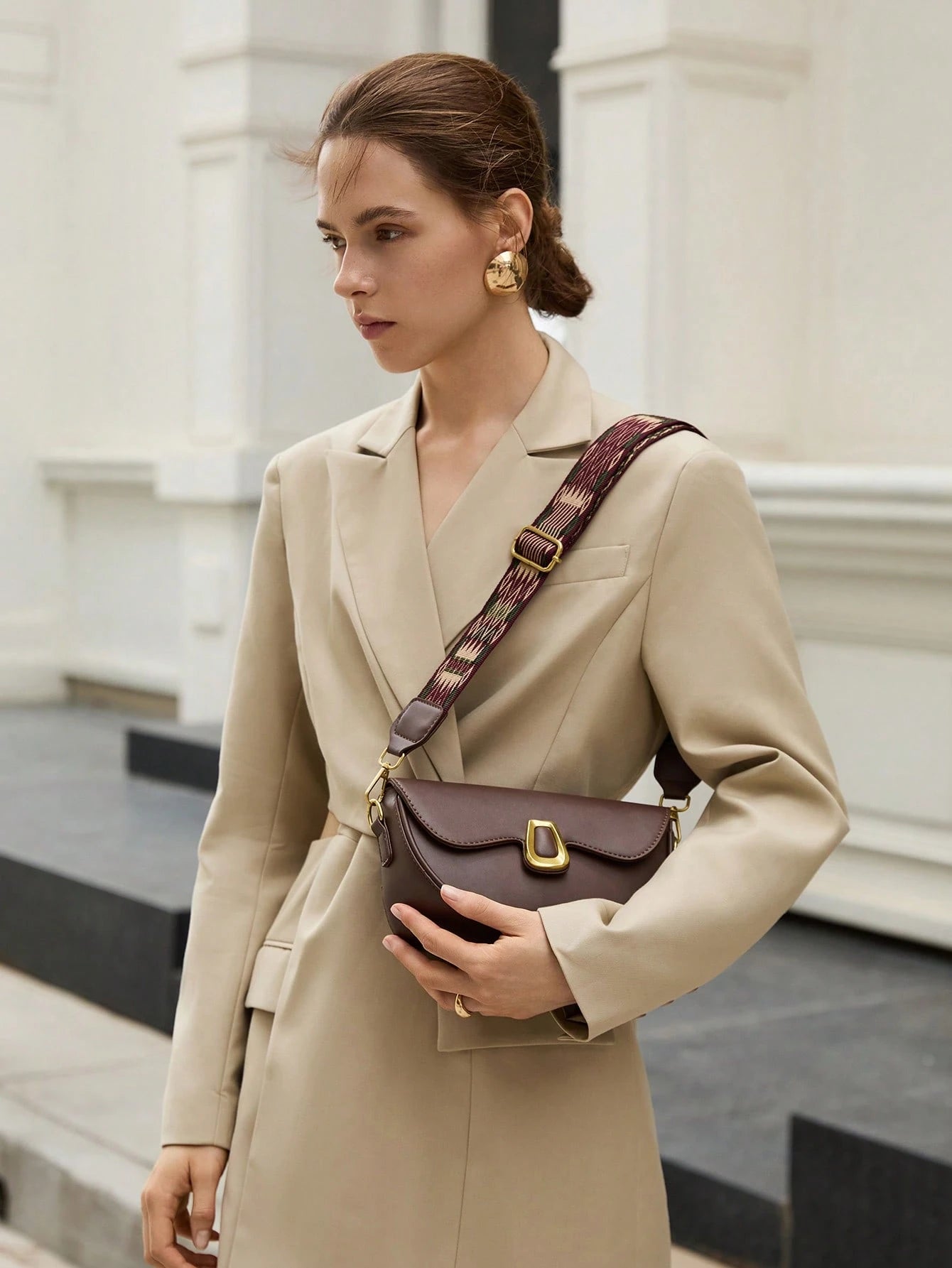 Structured Saddle Shoulder Bag