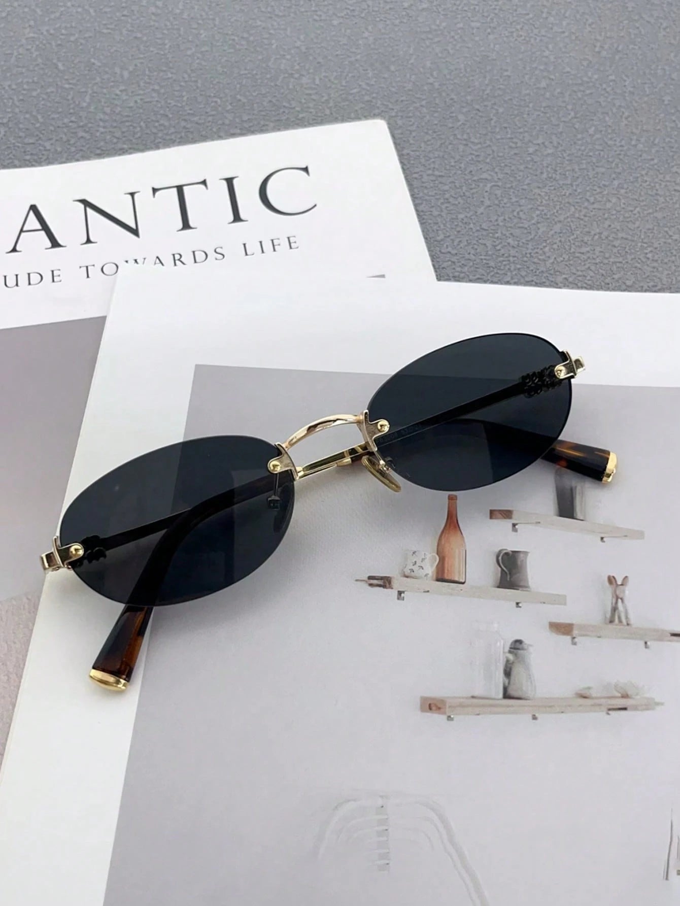 Eclipse Frameless Oval Sunglasses – Y2K Luxe
