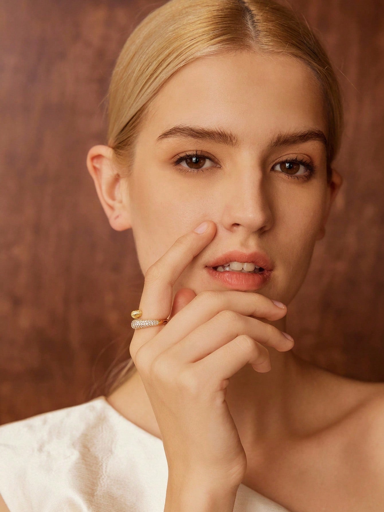 Sculptural Gold Ring with Pavé Detail