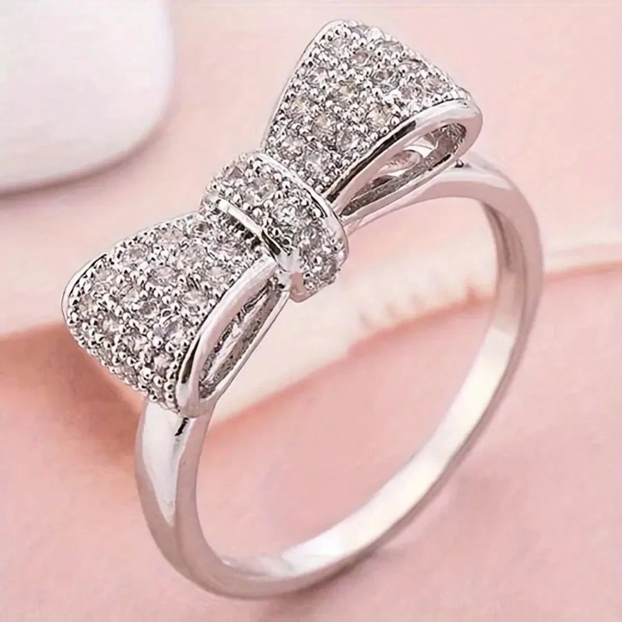 Elegant Bowknot Cubic Zirconia Silver Ring