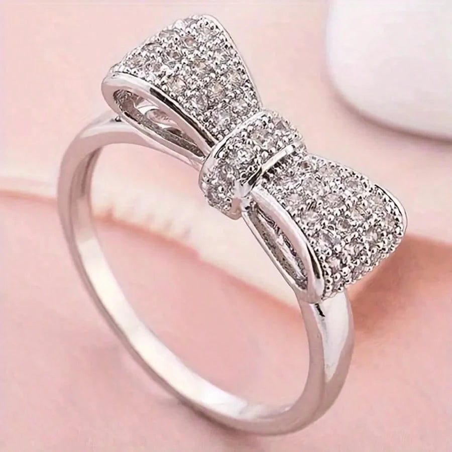 Elegant Bowknot Cubic Zirconia Silver Ring