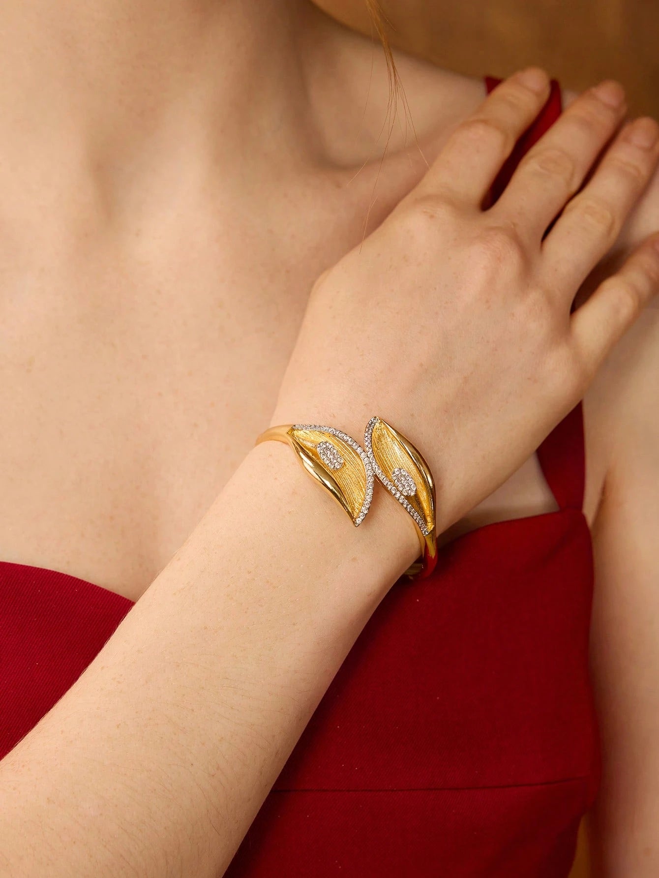 Leaf Motif Gold Cuff Bracelet