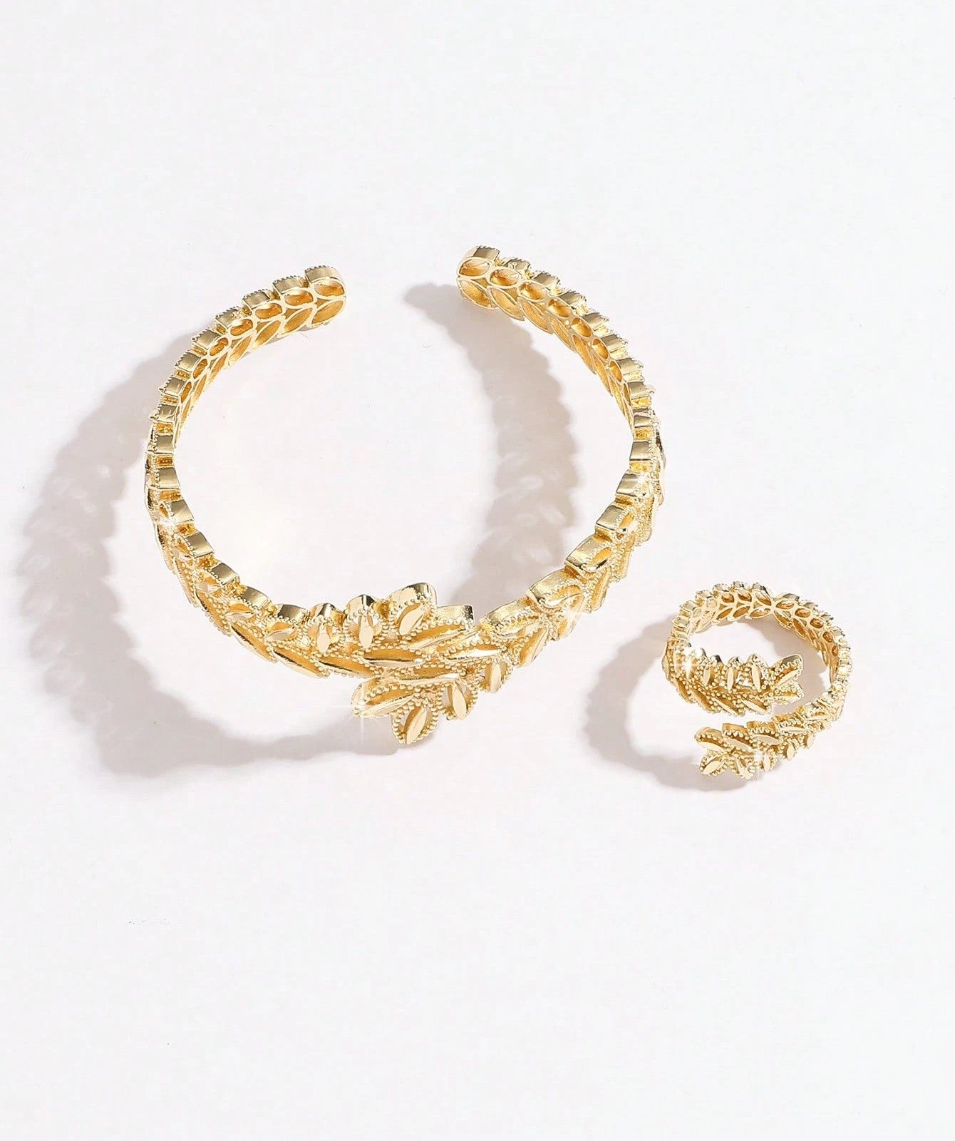 Vintage Olive Branch Jewelry Set – Bracelet & Ring