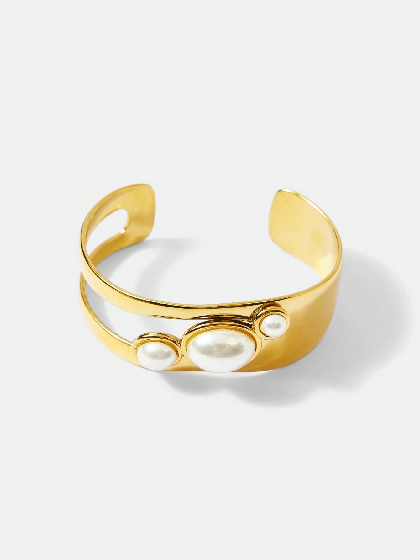 Pearl Gold Cuff Bracelet